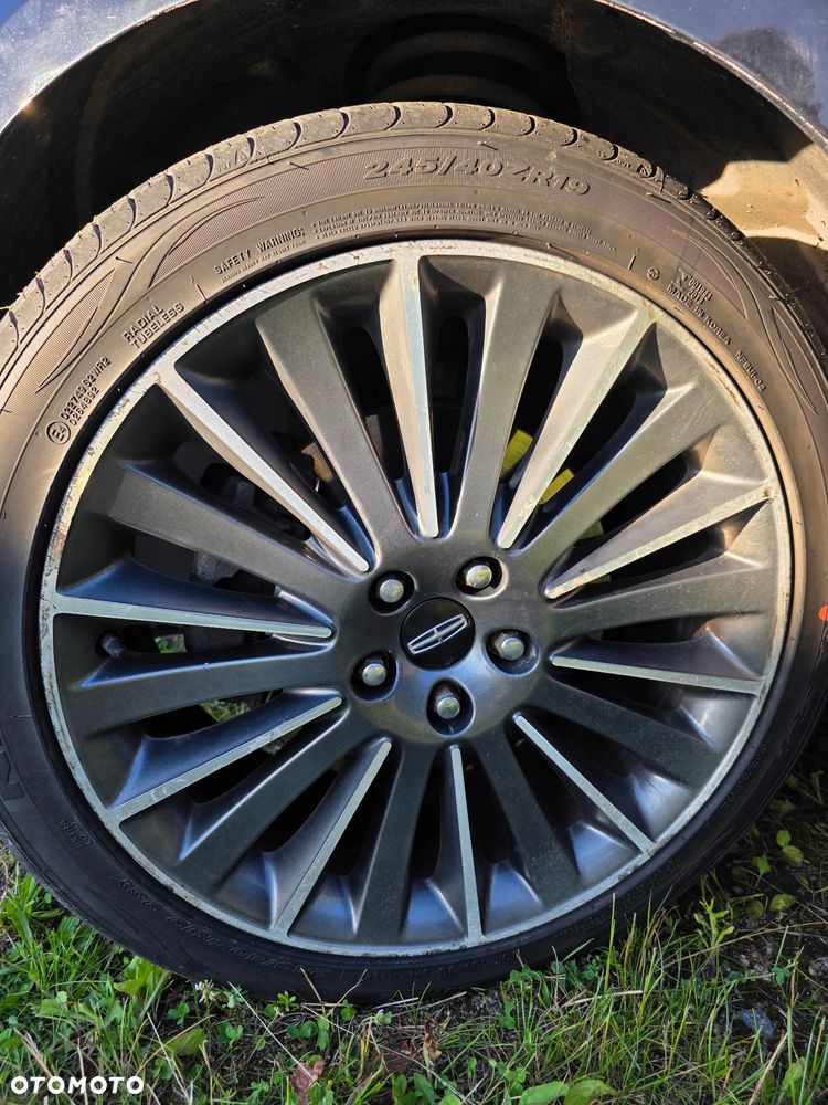 Lincoln MKZ - 8
