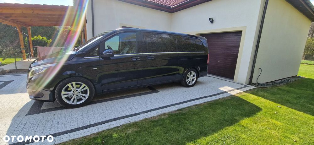 Mercedes-Benz Klasa V - 19