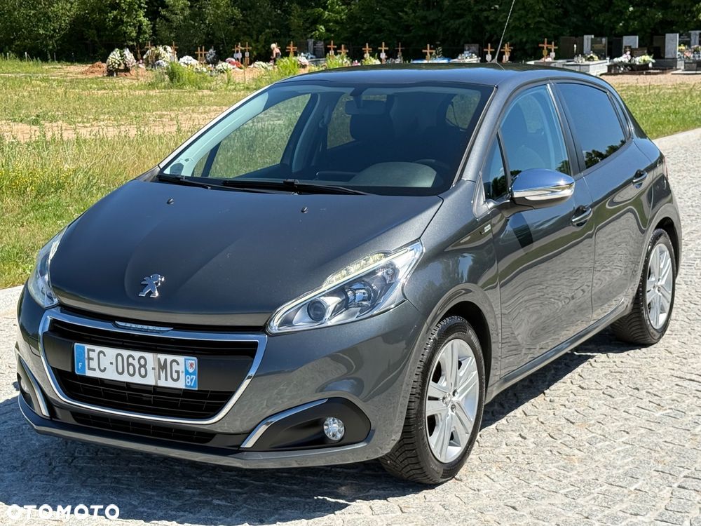 Peugeot 208 1.2 PureTech Style - 5
