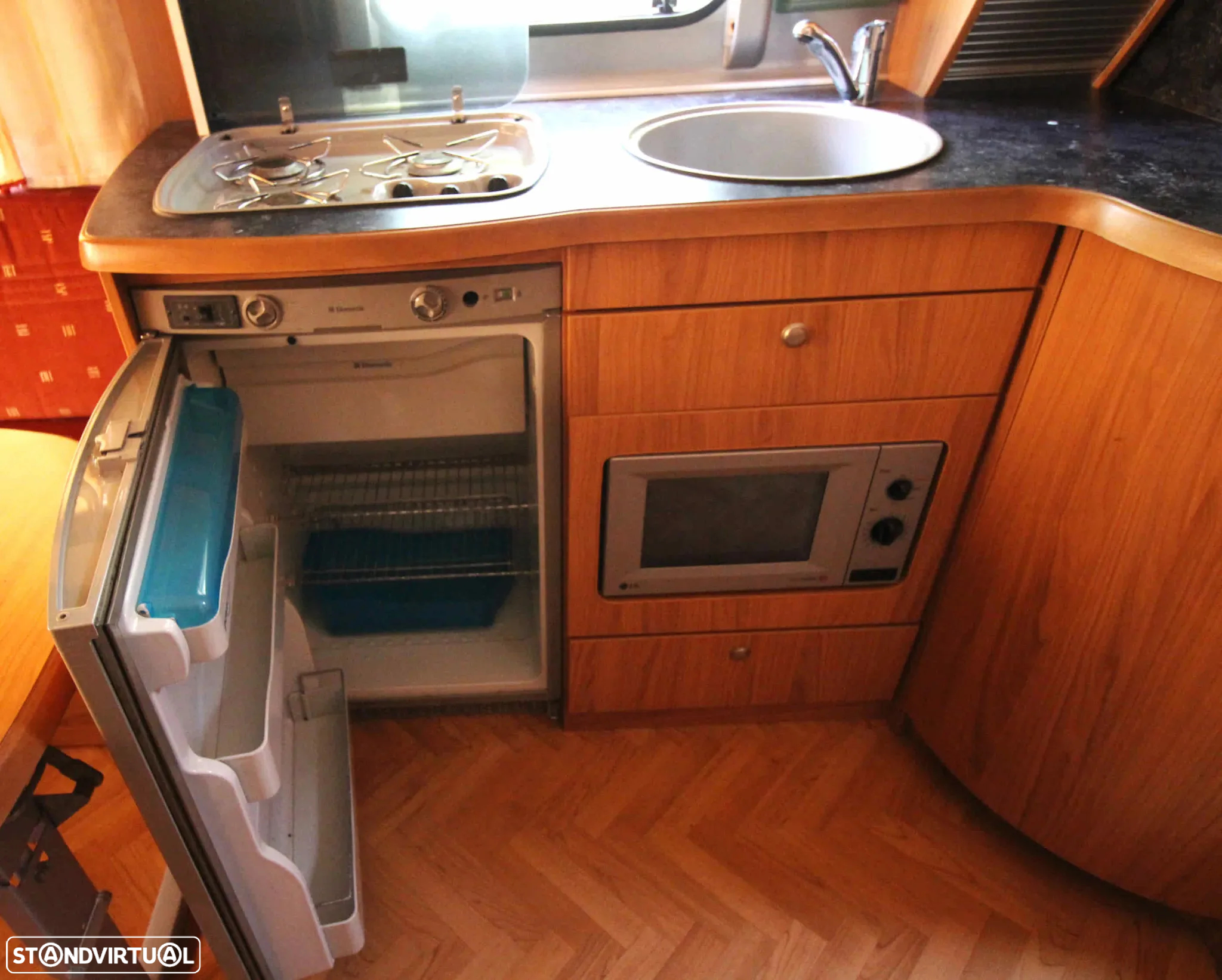 Burstner Trecento 460TS U72 - 12