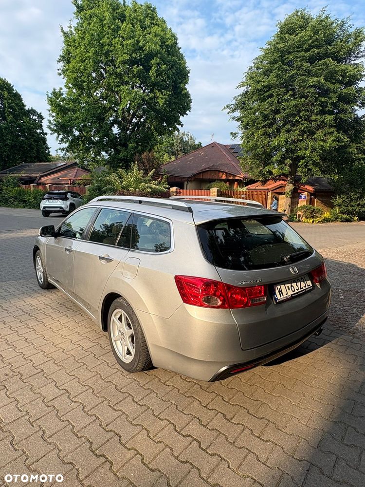 Honda Accord 2.0 Elegance - 4