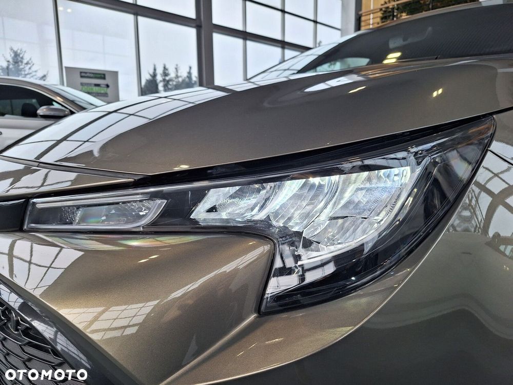 Toyota Corolla 1.8 Hybrid Comfort - 9