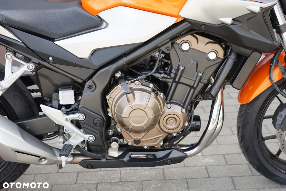 Honda CB - 12