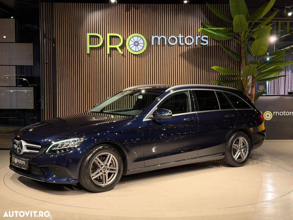 Mercedes-Benz C - 8