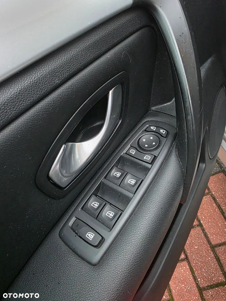 Renault Laguna - 9