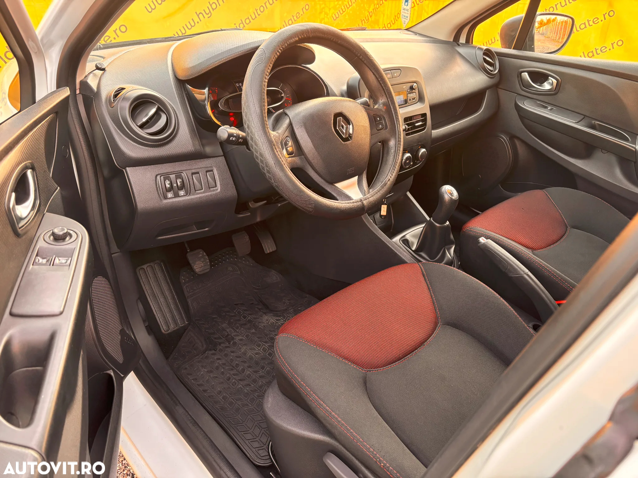 Renault Clio IV 1.2 Zen - 9