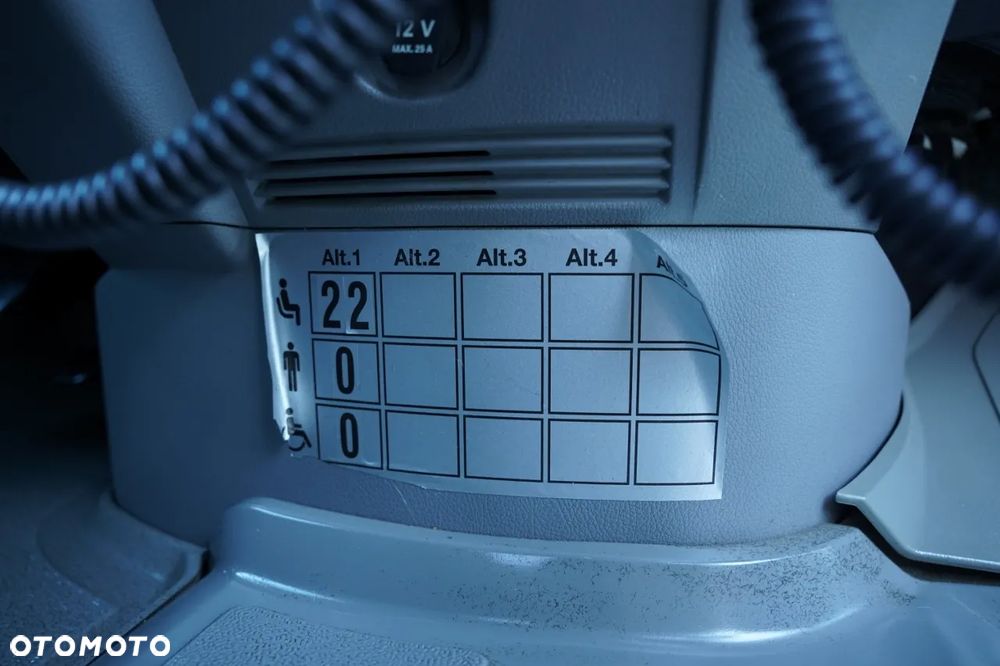 Mercedes-Benz SPRINTER 516 CDI / 2x  KLIMA / SPROWADZONY / - 37