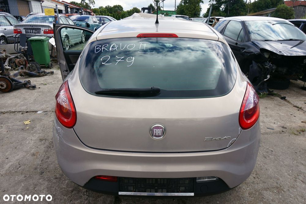 KLAPA BAGAŻNIKA TYLNA BRAVO II 5D HB 279  BEŻOWY FIAT 2007-2014 - 1
