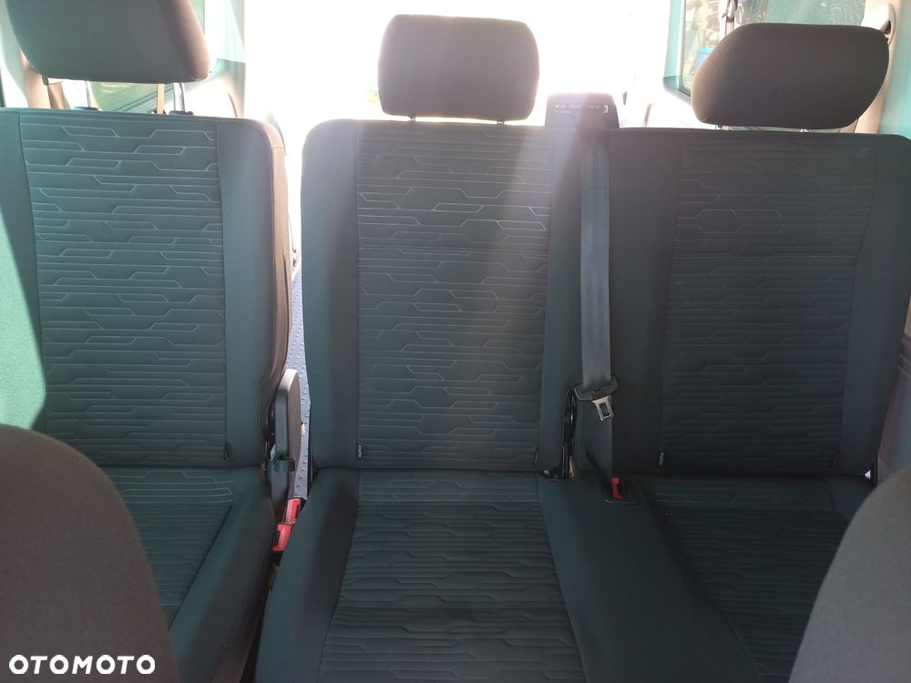 Volkswagen Caravelle 2.0 TDI L2 Comfortline - 10