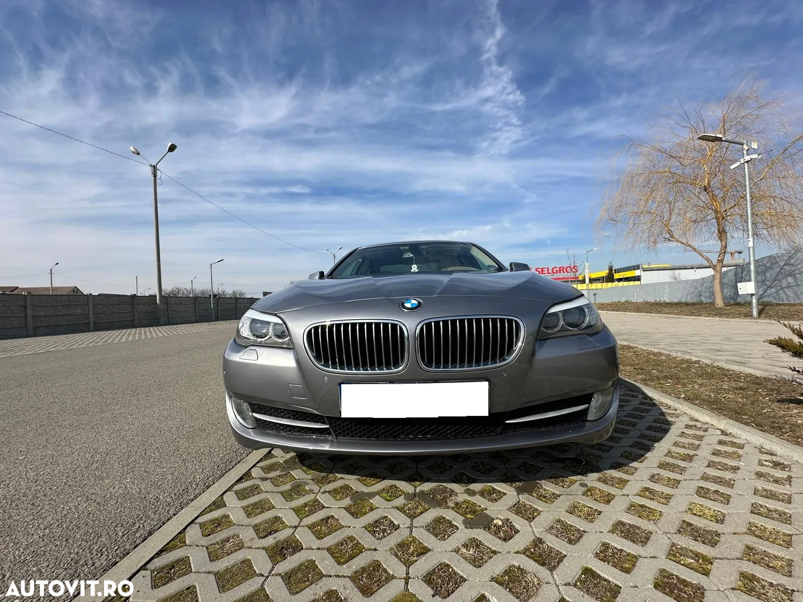 BMW Seria 5 520d - 11