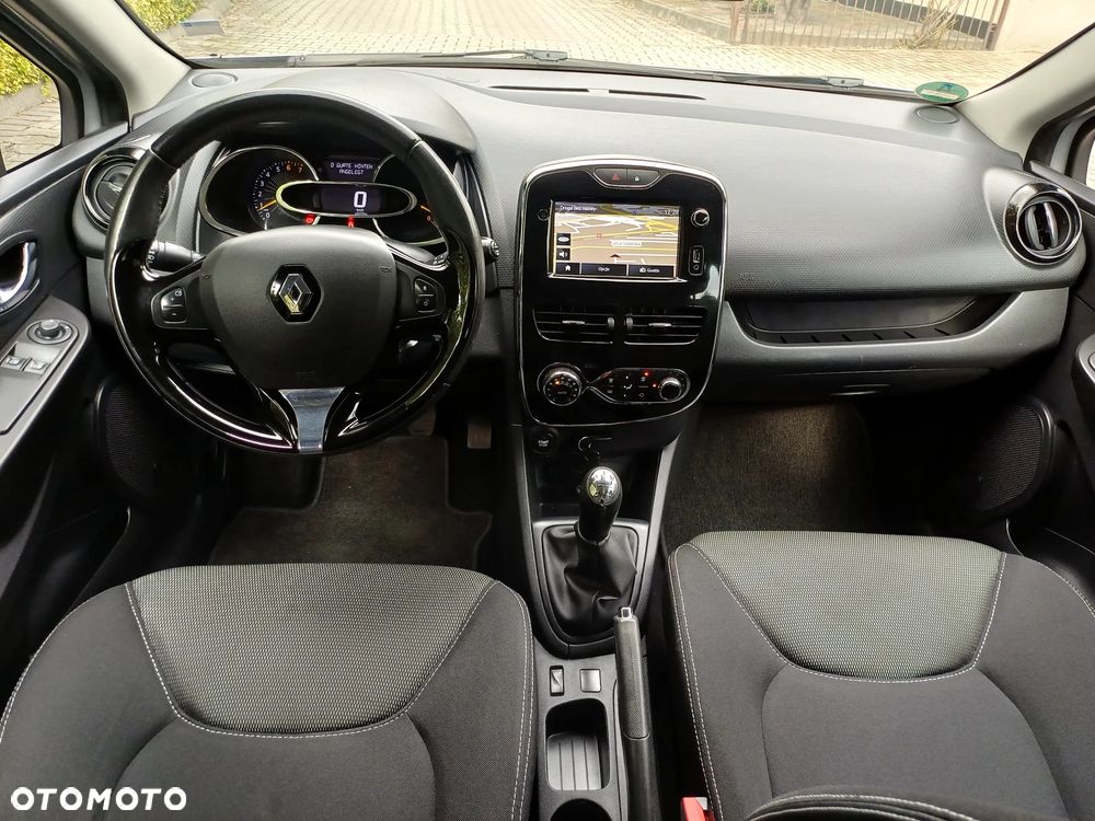 Renault Clio 1.2 16V 75 TomTom Edition - 38