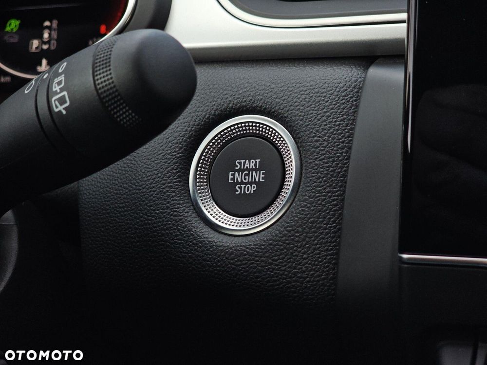 Renault Captur 1.3 TCe mHEV Techno EDC - 22