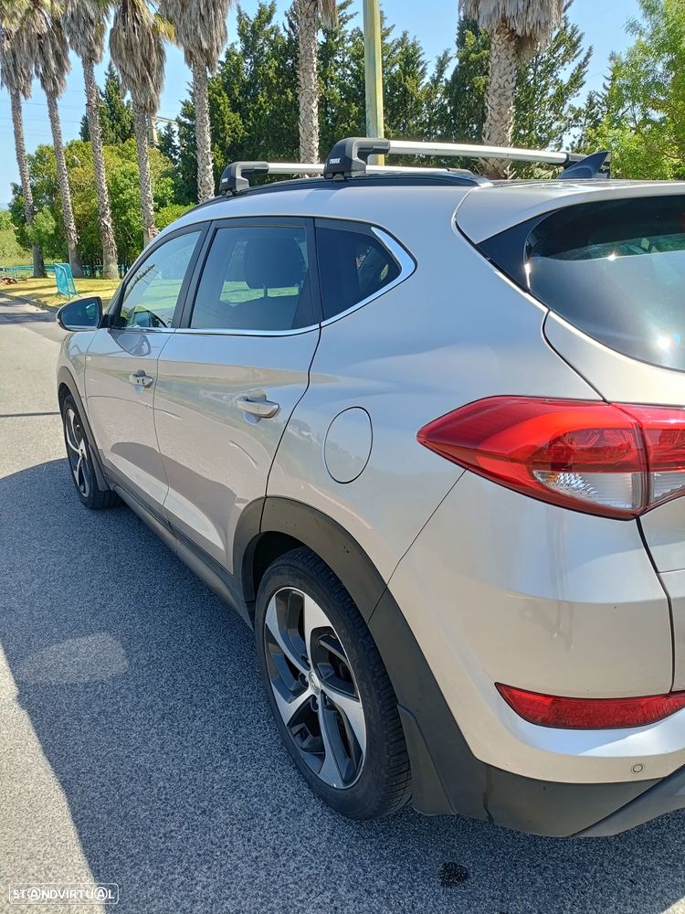 Hyundai Tucson 1.7 CRDi Premium DCT - 2