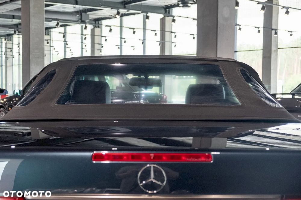 Mercedes-Benz SL - 24