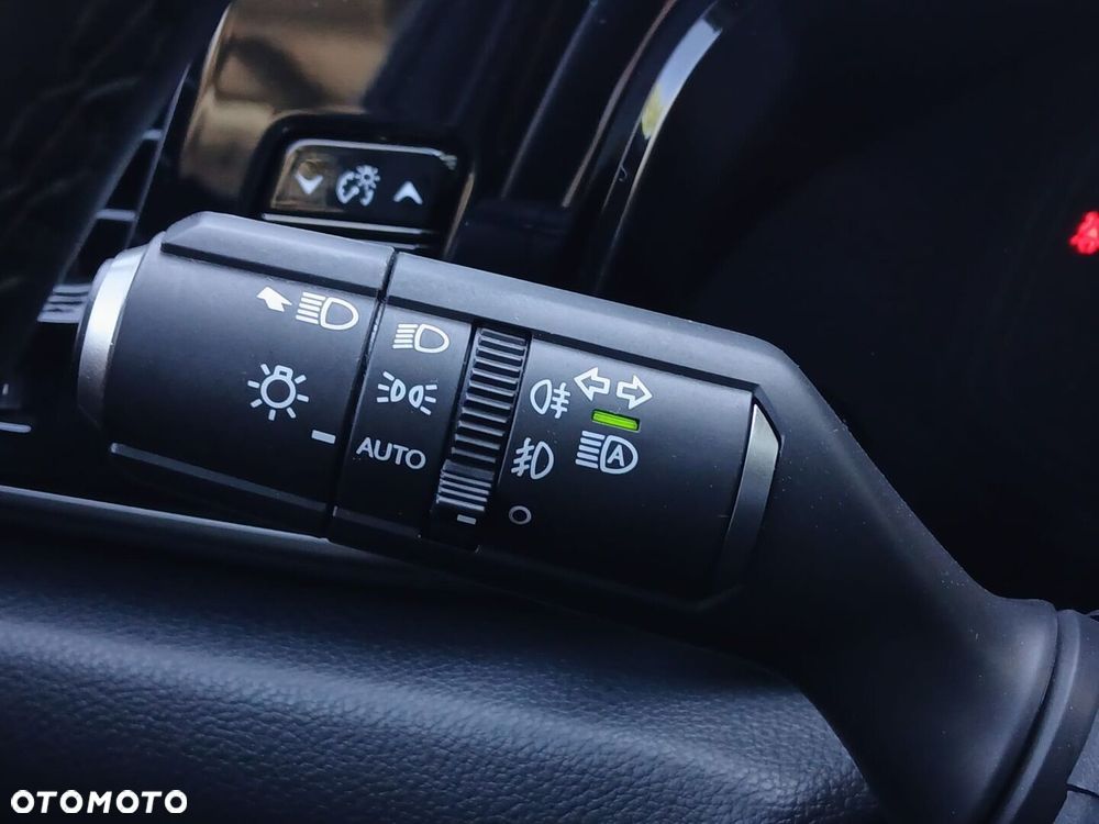 Lexus NX 350h Omotenashi AWD - 36