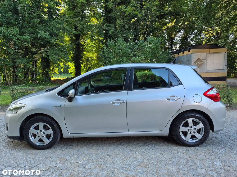 Toyota Auris 1.8 HSD Luna - 4