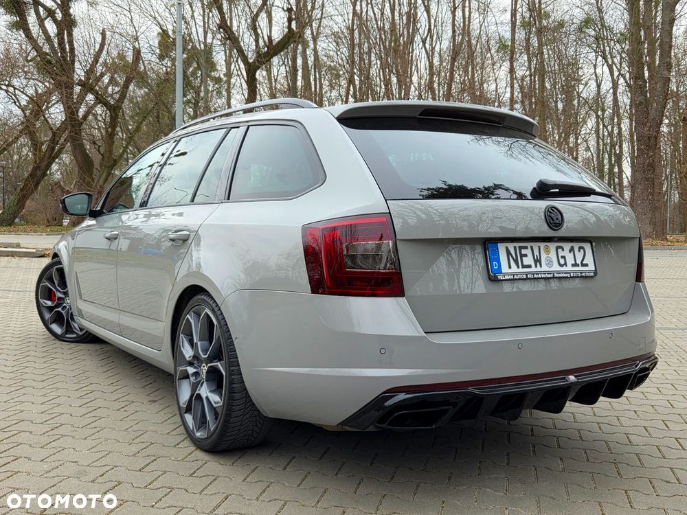 Skoda Octavia 2.0 TDI DSG RS - 7