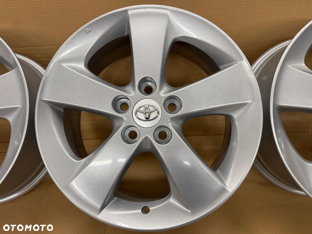 Toyota 17 x 7J ET50 - 5