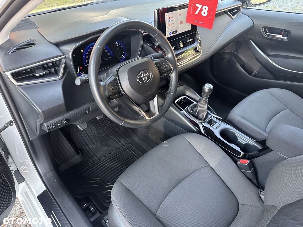 Toyota Corolla - 11