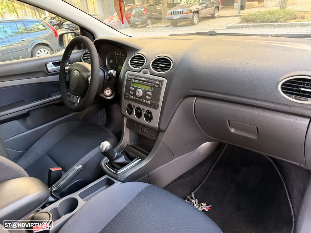 Ford Focus 1.6 TDCi Sport - 15