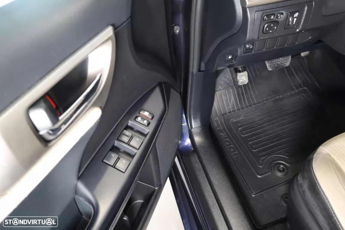 Lexus CT 200h Executive - 18