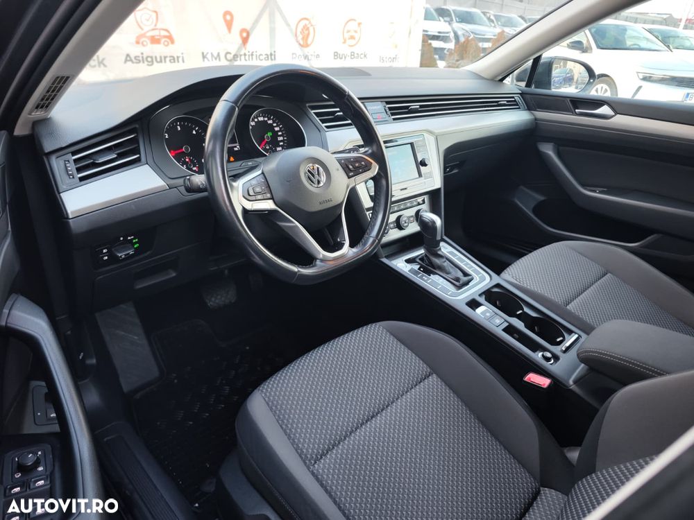 Volkswagen Passat 1.6 TDI DSG Comfortline - 9