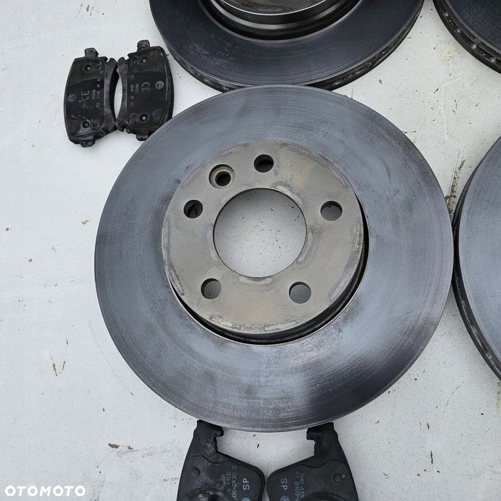 VW T6 tarcza tarcze klocki hamulcowe przód + tył IGŁA KOMPLET ORYGINAŁ - 3