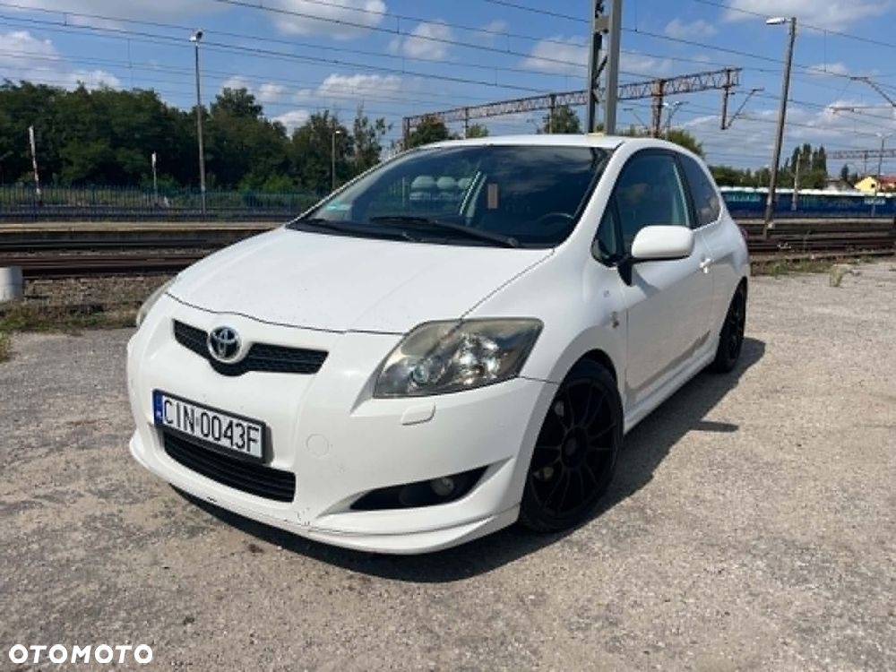 Toyota Auris 2.2 D-4D X + NAVI - 1