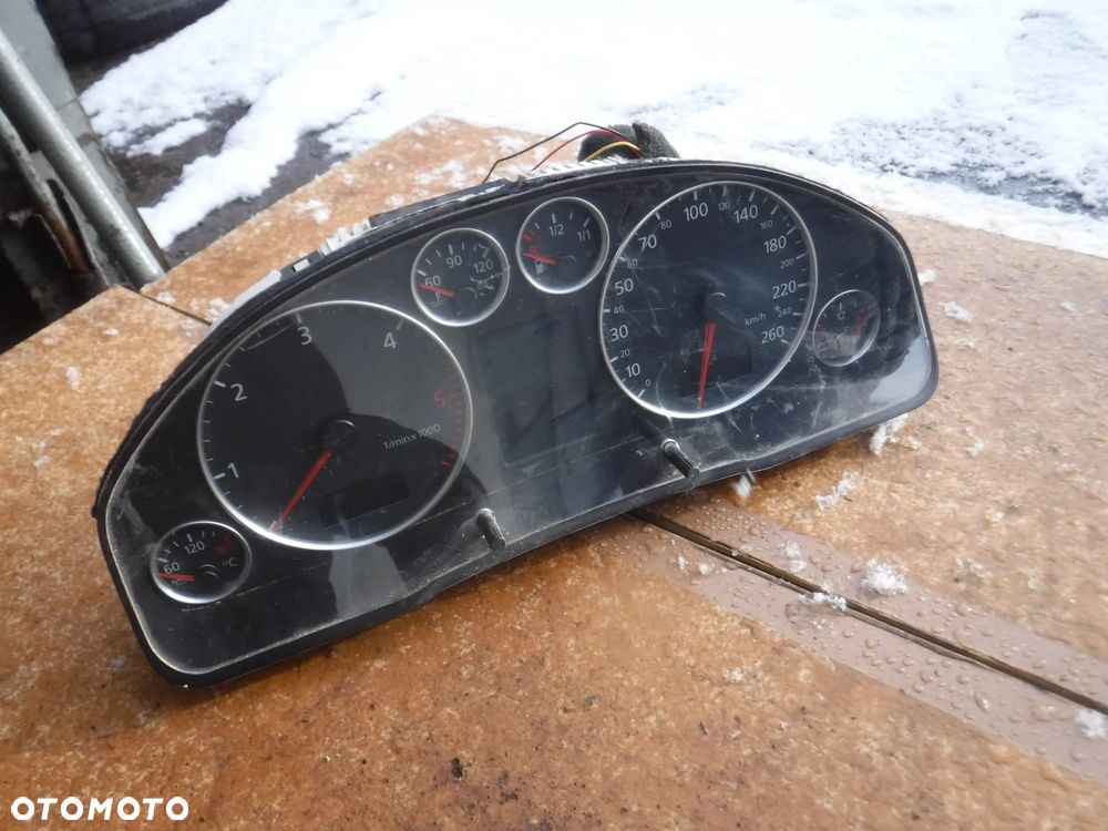 Audi A6 C5 LIFT TDI  licznik zegary 4B0920900Q EUROPA - 1