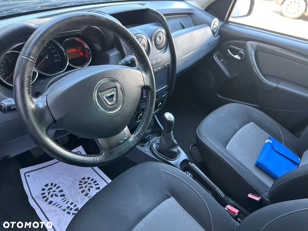 Dacia Duster 1.6 SCe Urban Explorer S&S - 24