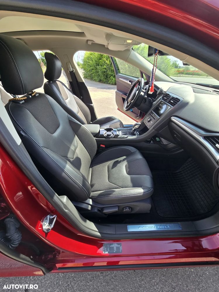 Ford Mondeo 2.0 TDCI PowerShift Titanium - 12