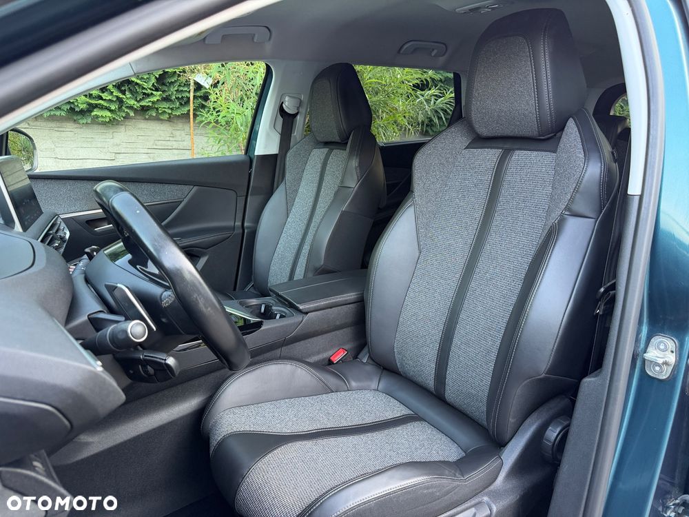 Peugeot 5008 - 18