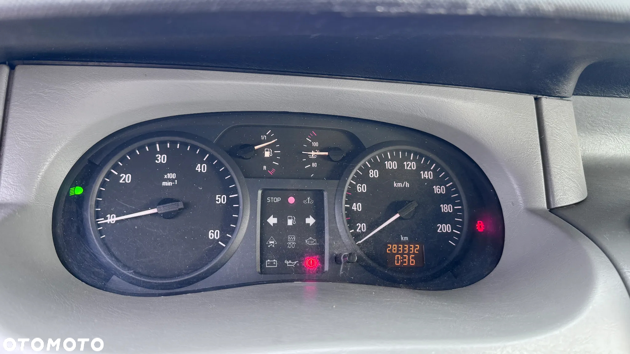 Opel Vivaro - 16