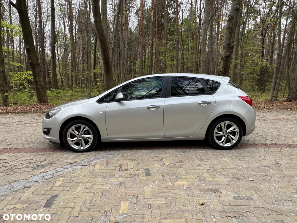 Opel Astra - 8
