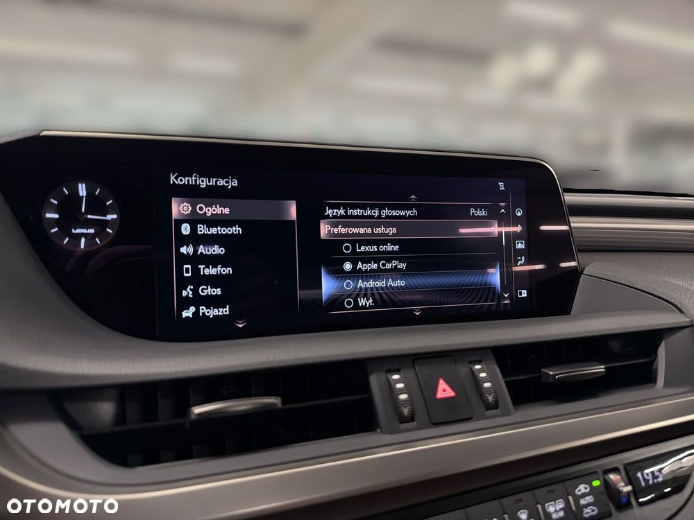 Lexus ES 300h F Sport Edition - 20