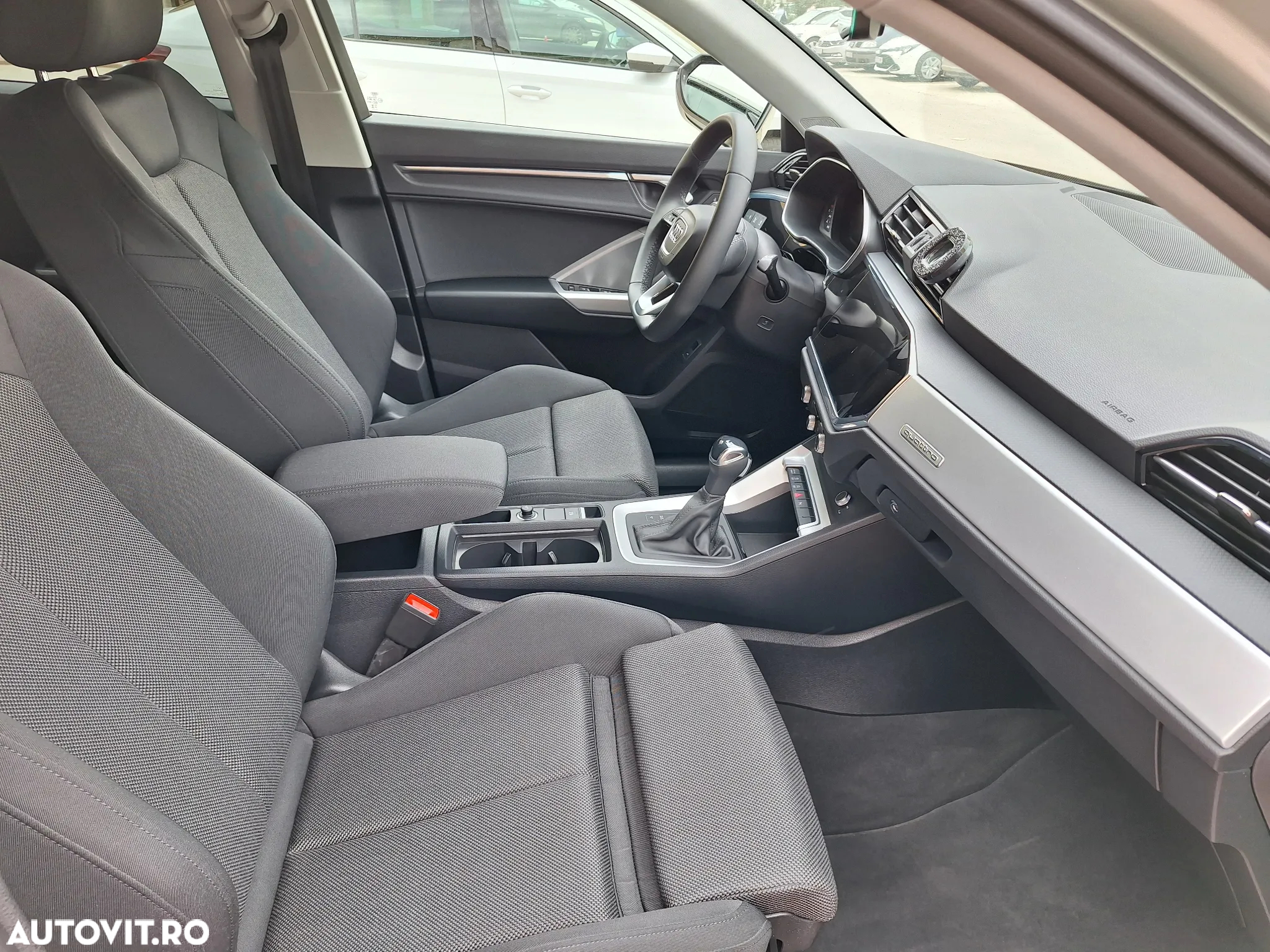 Audi Q3 Sportback 2.0 40 TFSI quattro S tronic Basic - 11