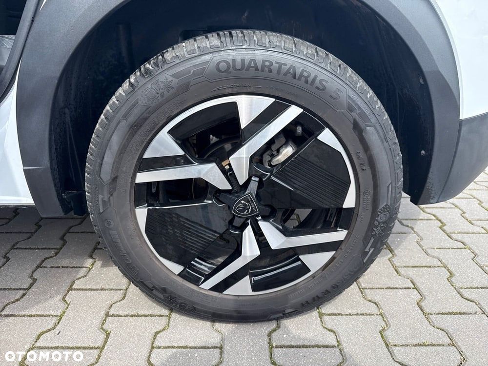 Peugeot 2008 - 11