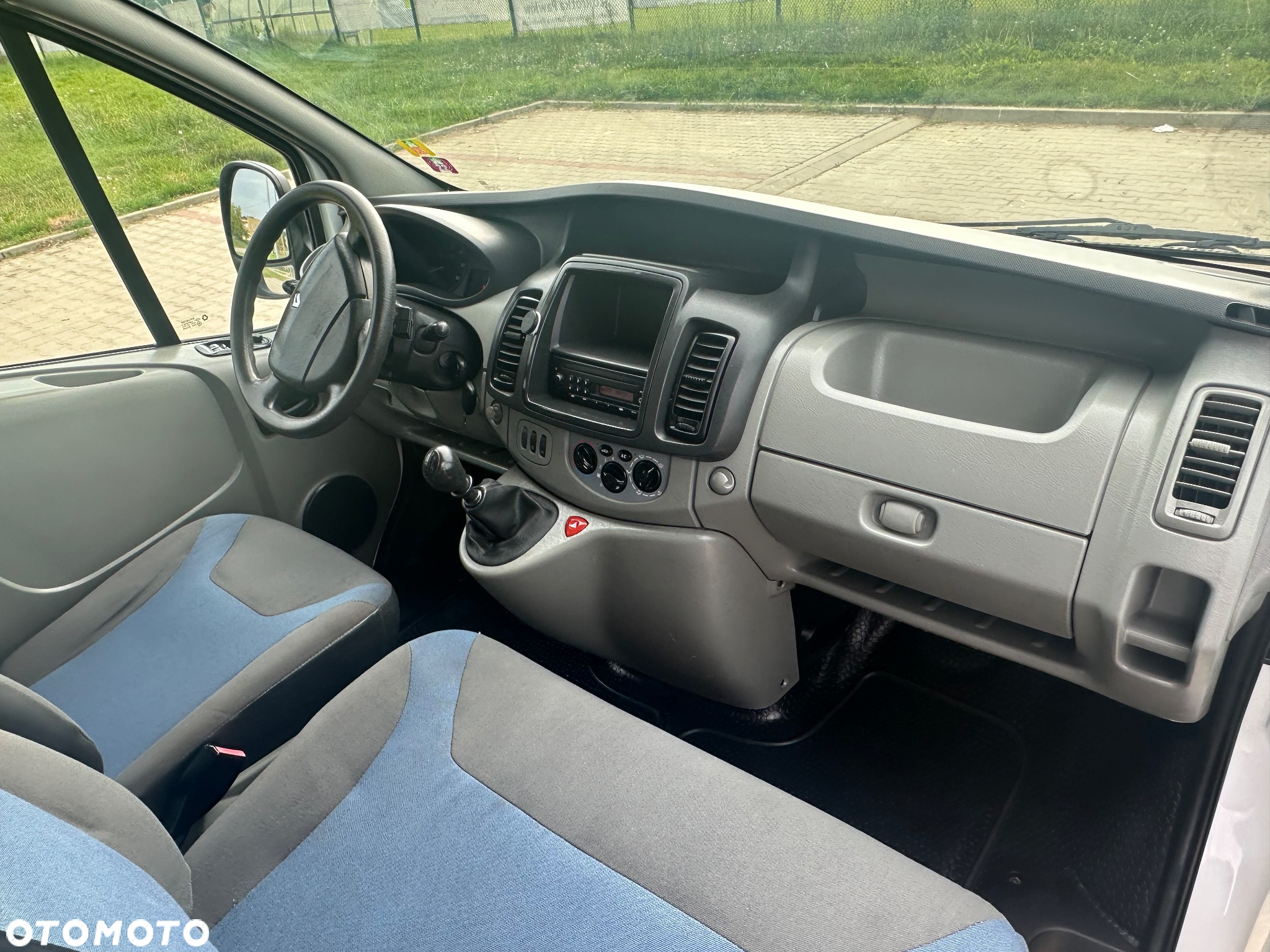 Renault Trafic - 23