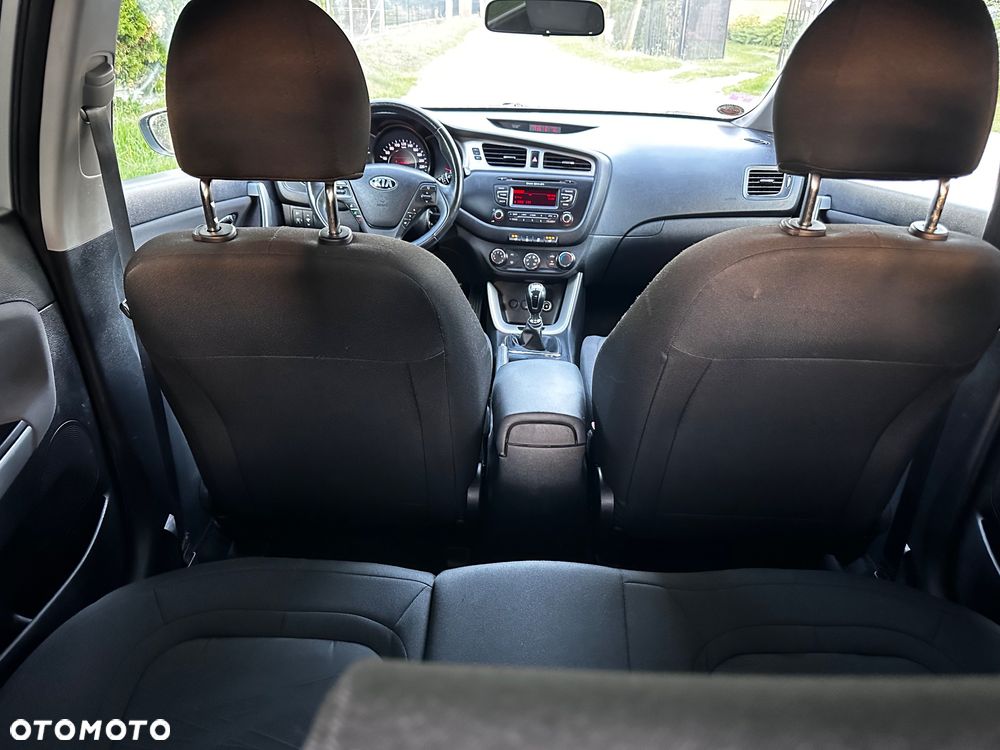 Kia Ceed 1.6 GDI Fifa World Cup Edition - 27