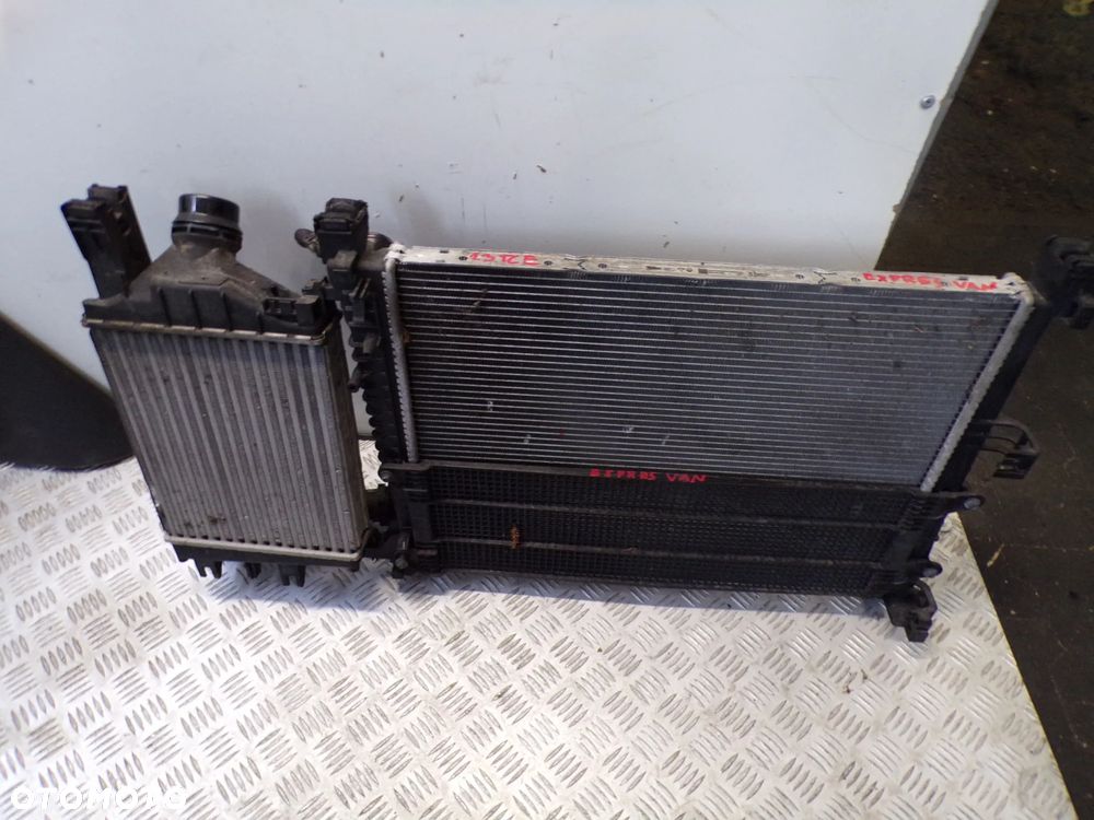 KOMPLET CHŁODNIC WENTYLATOR RENAULT EXPRESS VAN 1.3 TCE - 2