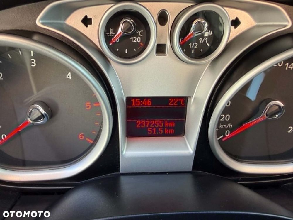 Ford Kuga 2.0 TDCi 4WD Trend - 26