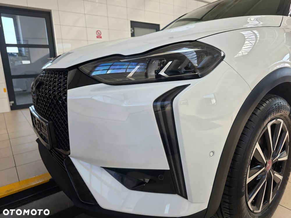 DS Automobiles DS 3 Crossback 1.2 PureTech Performance Line + - 11