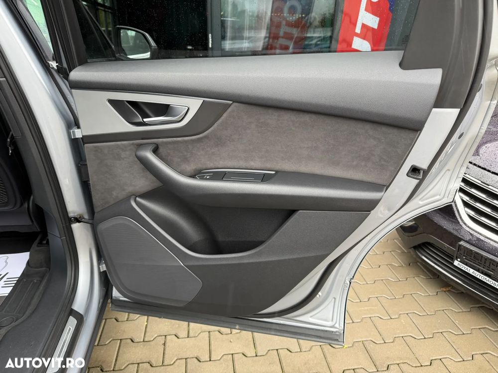 Audi Q7 50 TDI quattro Tiptronic S line - 22