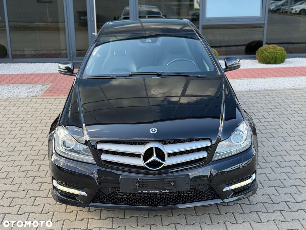Mercedes-Benz Klasa C 180 CGI BlueEff - 18