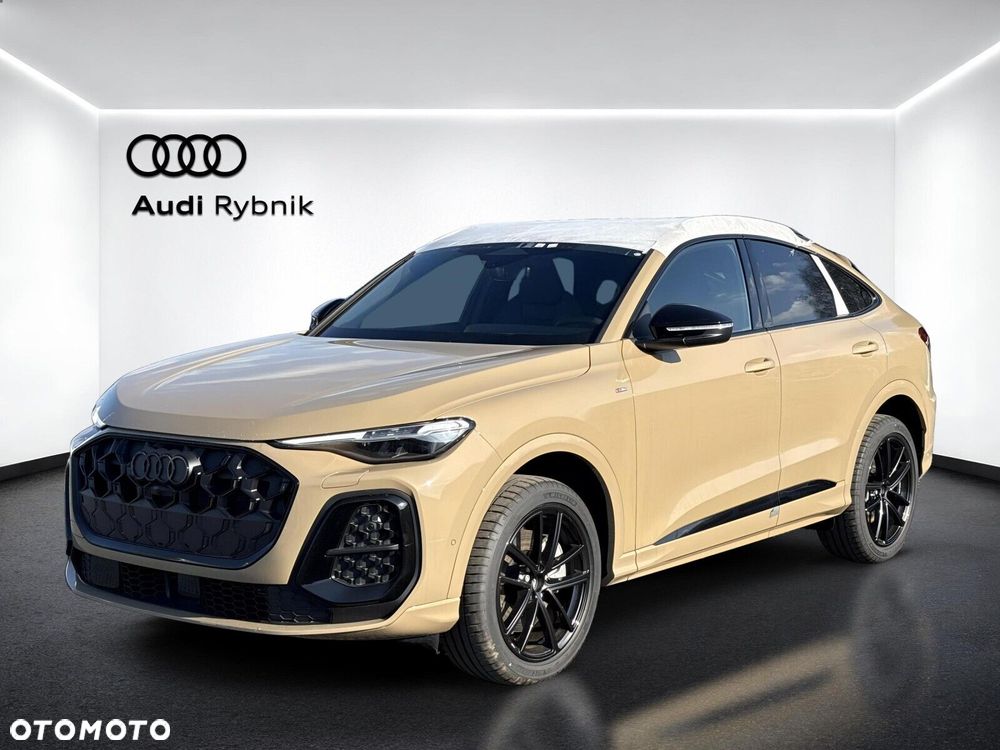 Audi Q5 Sportback - 1