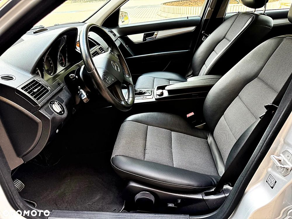 Mercedes-Benz Klasa C 200 (BlueEFFICIENCY) 7G-TRONIC Avantgarde - 17