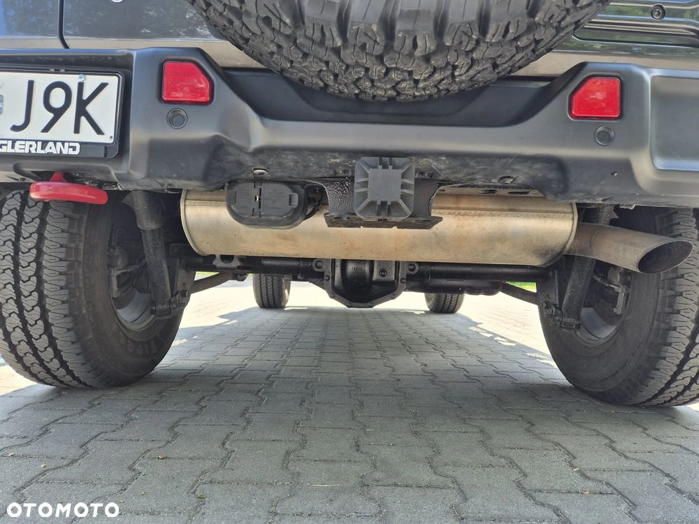 Jeep Wrangler - 38
