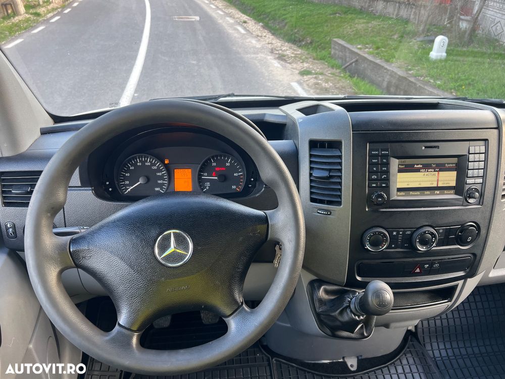 Mercedes-Benz Sprinter - 8