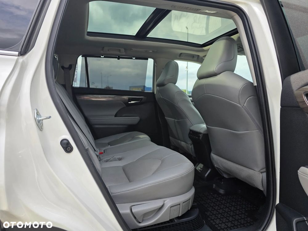 Toyota Highlander 2.5 Hybrid Executive - 8
