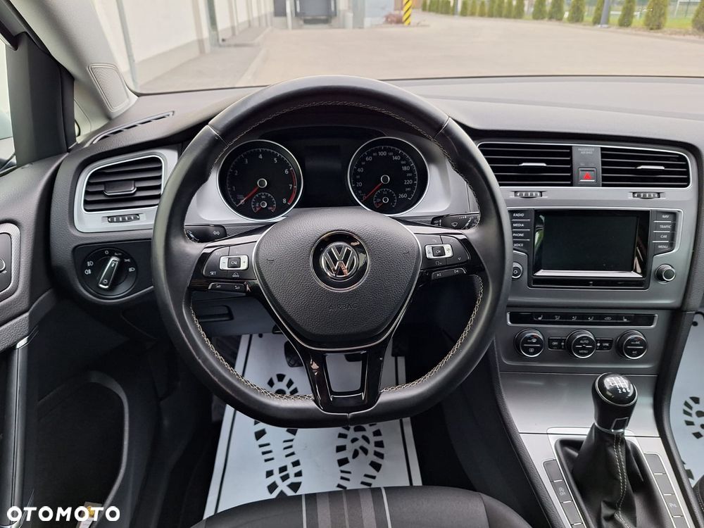 Volkswagen Golf 1.2 TSI BlueMotion Technology Lounge - 16